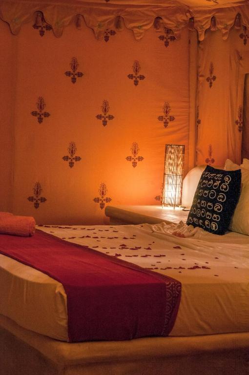 Luxury A or C Double Room Tent